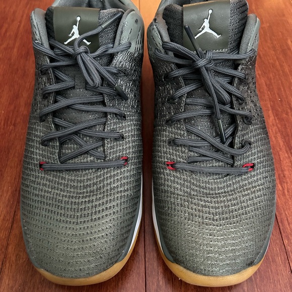 Air Jordan Flight Speed XXXI - Picture 2 of 12